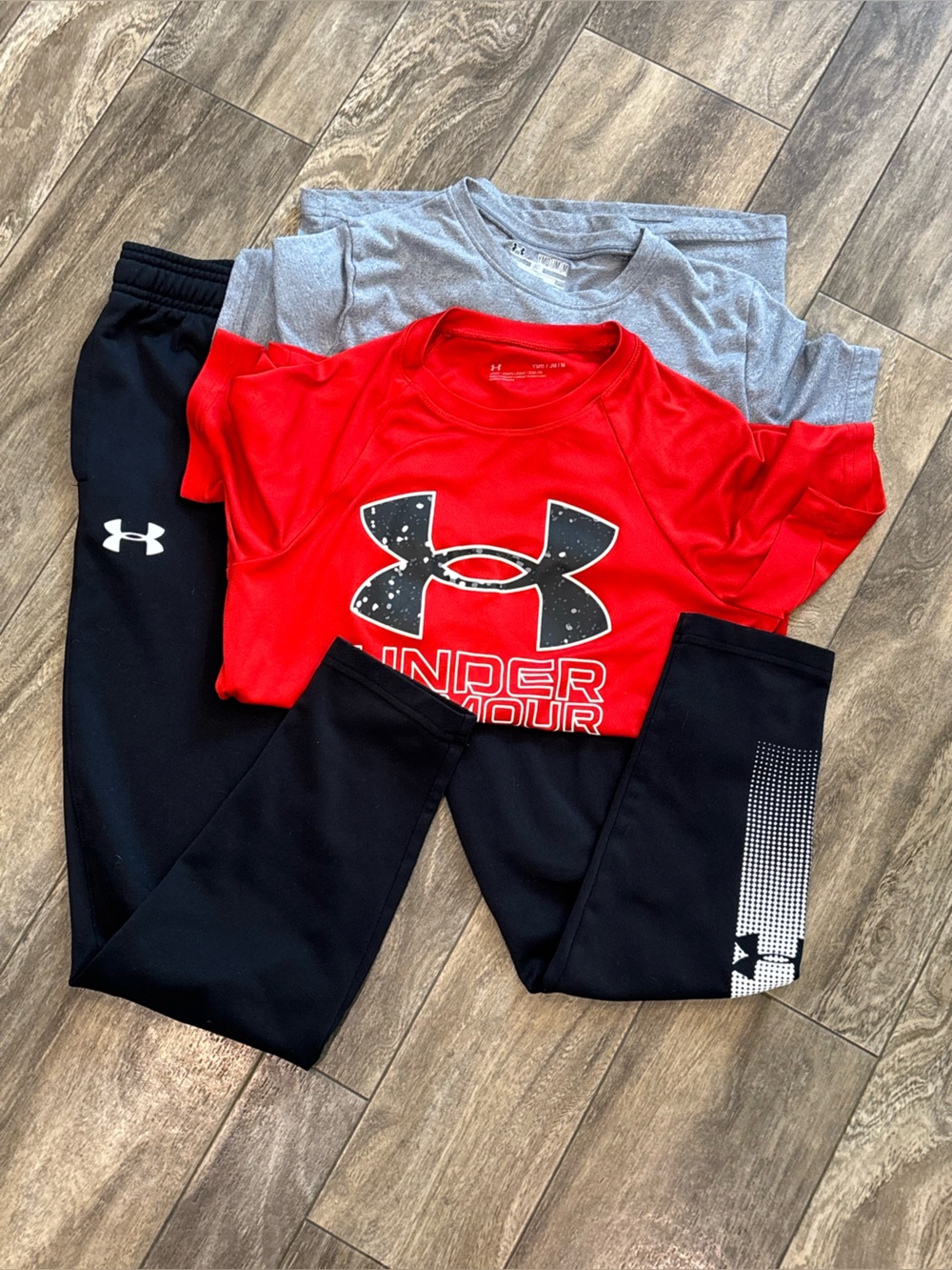Under Armour Boys Youth Medium 3-Piece Athletic Clothing Bundle